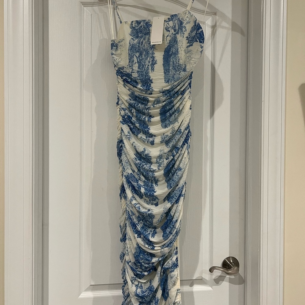 Elegant Blue and Cream Ruched body con spaghetti strap dress with back zipper
